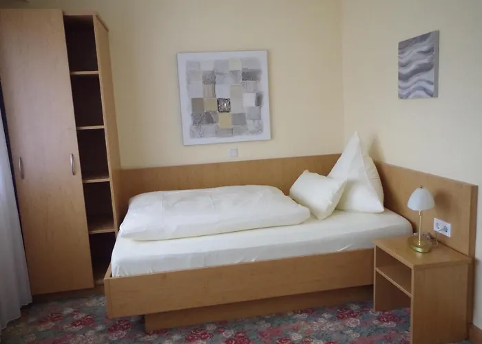 Hotel Restaurant Fischer 3*